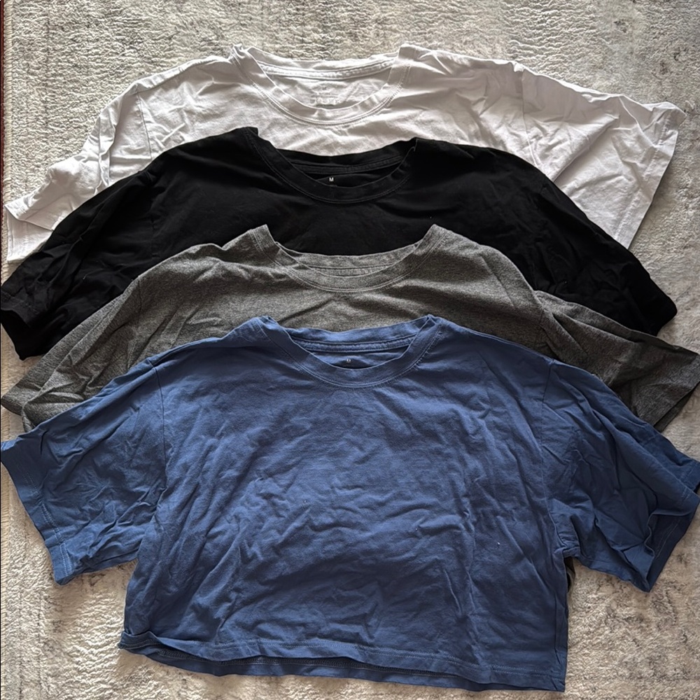 4 Medium Crop Tops
